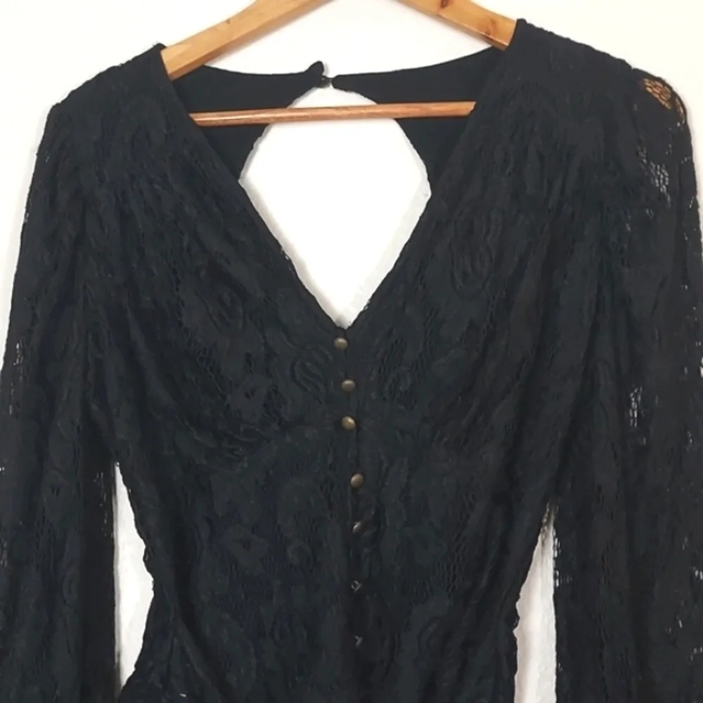 By Anthropologie Balloon-Sleeve Lace Wrap Blouse Black Small